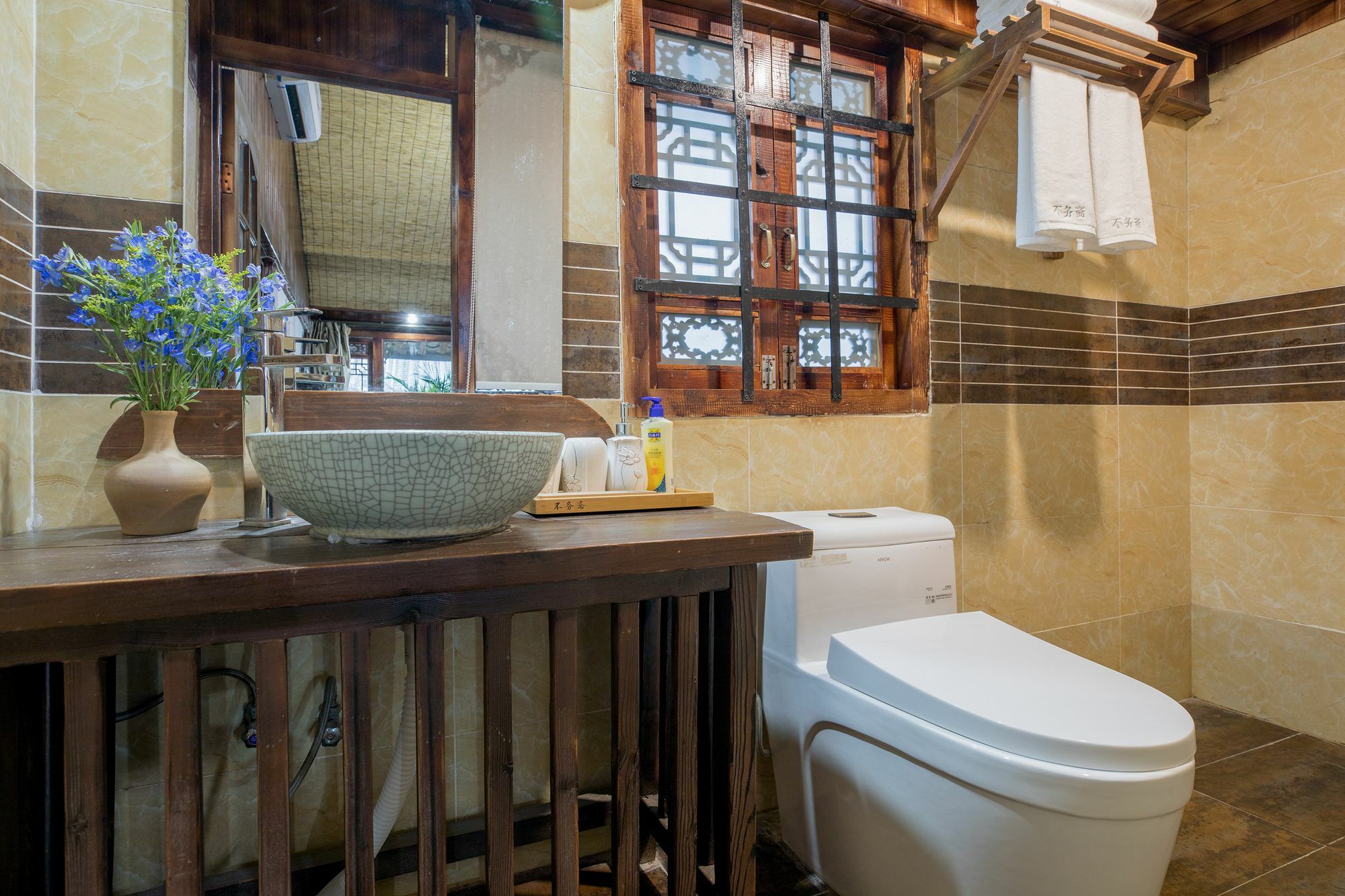 Lijiang Buwuzhai Inn Dış mekan fotoğraf